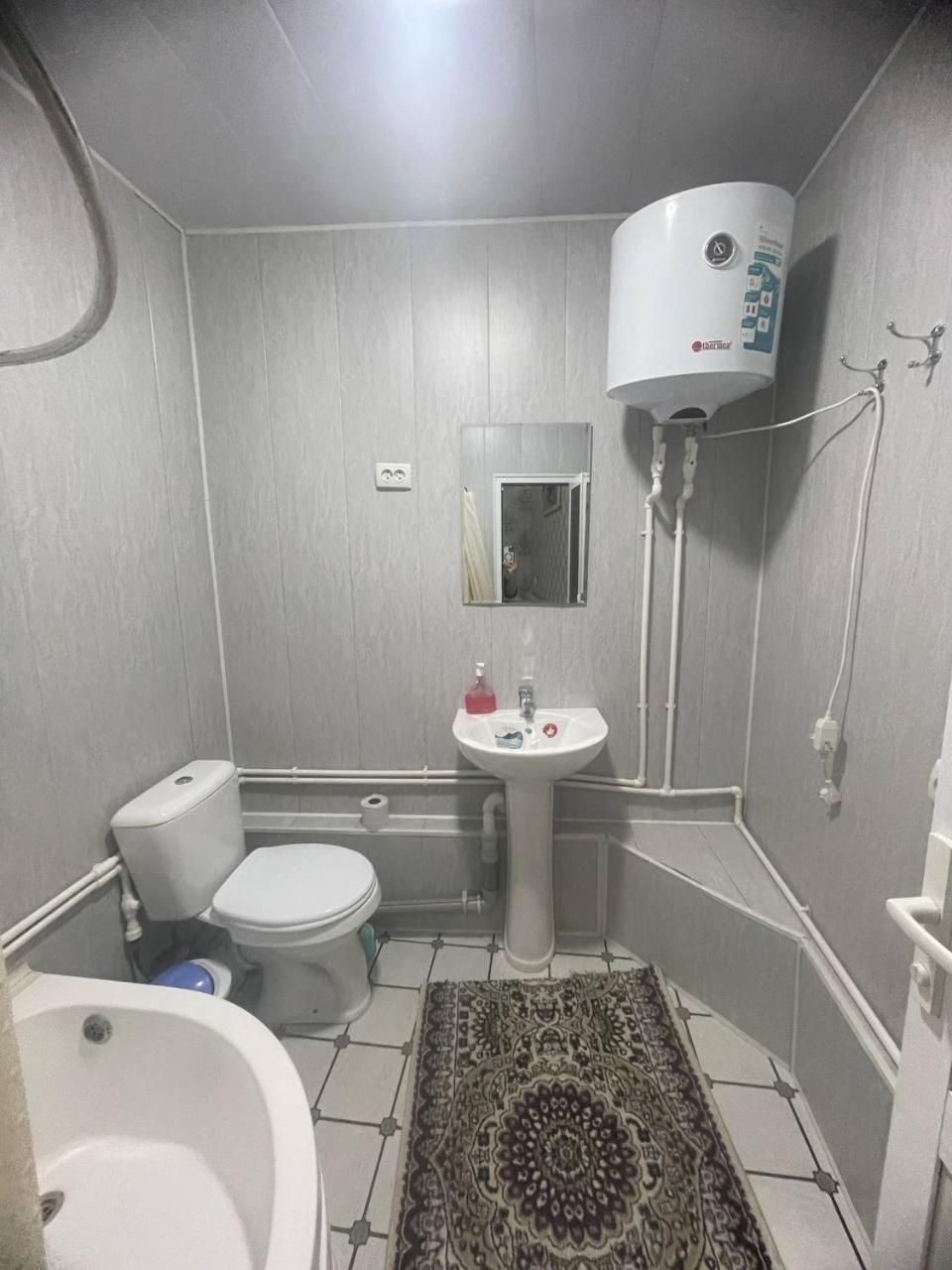 Madina-Mehribon Hotell Buchara Rum bild